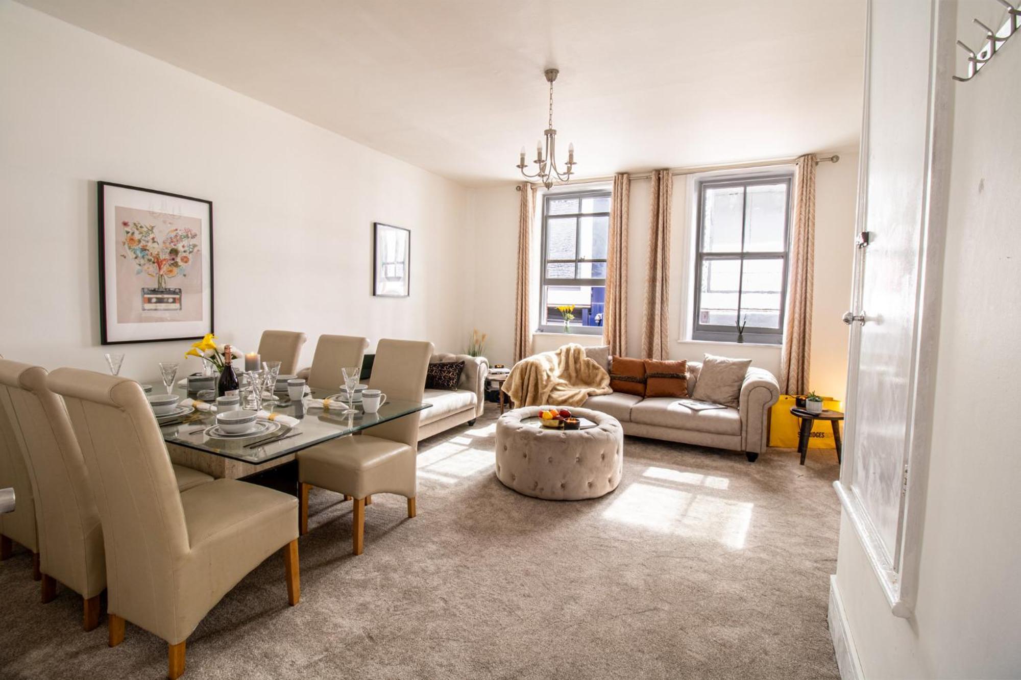 Mayfair Maisonette Chic Spacious 2-Bed - 33A Лондон Екстериор снимка