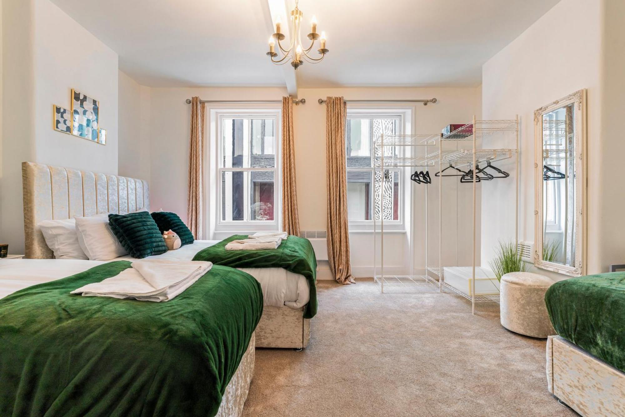 Mayfair Maisonette Chic Spacious 2-Bed - 33A Лондон Екстериор снимка